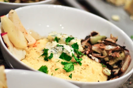 Recipe: Polenta with Blue Cheese, Grilled Fennel And Apples - Vegetarian