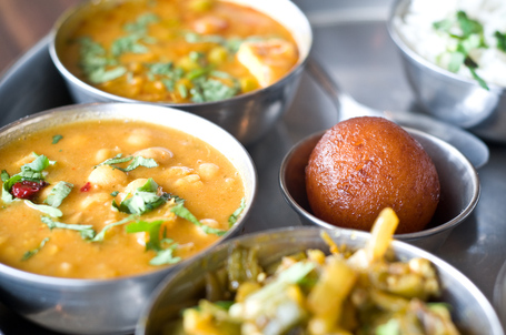 Thali with Bhindi, Chana, Mattar Paneer and a Gulab Jamun