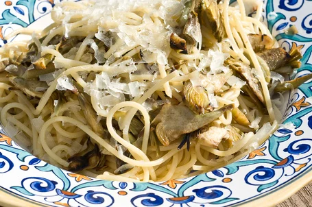 Recipe: Spaghetti with Fresh Artichokes ala Pink Door (Spaghetti con Carciofi "Porta Rosa")
