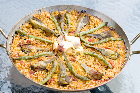 Vegetarian Paella With Artichokes And Green Beans