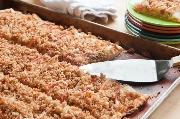 Apple Crostata with Breadcrumb Streusel - Recipe for #pieday