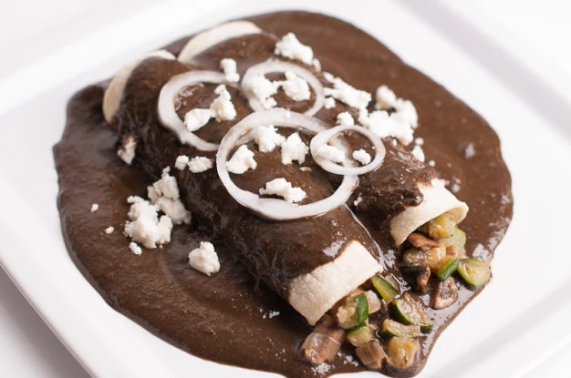 Enchiladas de Mole with Mushrooms and Zucchini - Recipe