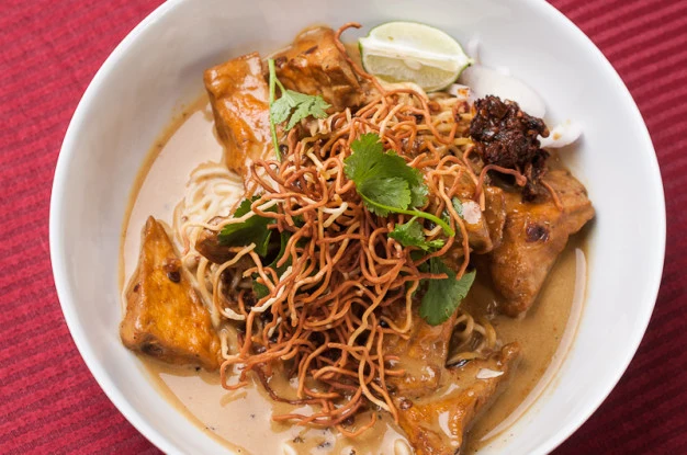 Khao Soi - Thai Curry Noodles from Chiang Mai
