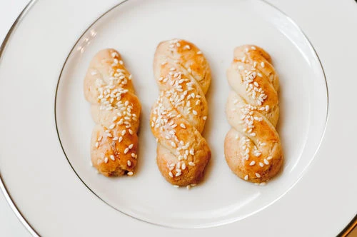 I Like You (Hospitality Under the Influence), by Amy Sedaris - Cookbook Review with Recipe for Greek Koulourakia Cookies