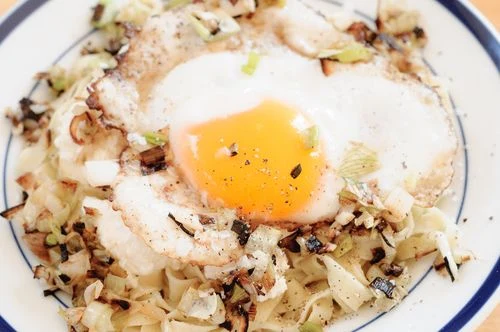 Fresh Fettuccine with Ricotta, Spring Onions and Fried Duck Egg - Recipe