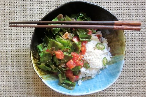 Stir-Fried Winged Beans (Kacang Botol) with Tomato and Garlic - Recipe