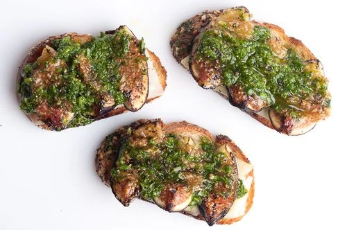 Crostini with Young Pecorino, Grilled Figs, and Arugula & Mint Pesto - Recipe